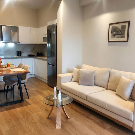Adelinas' Apartment Αργοστόλι Εξωτερικό φωτογραφία