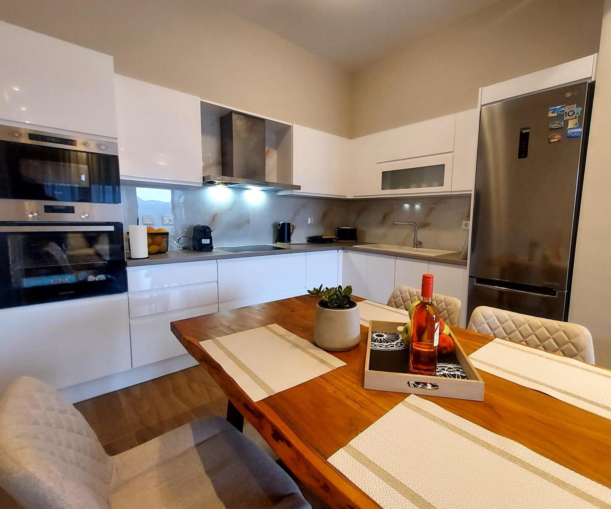 Adelinas' Apartment Αργοστόλι Εξωτερικό φωτογραφία