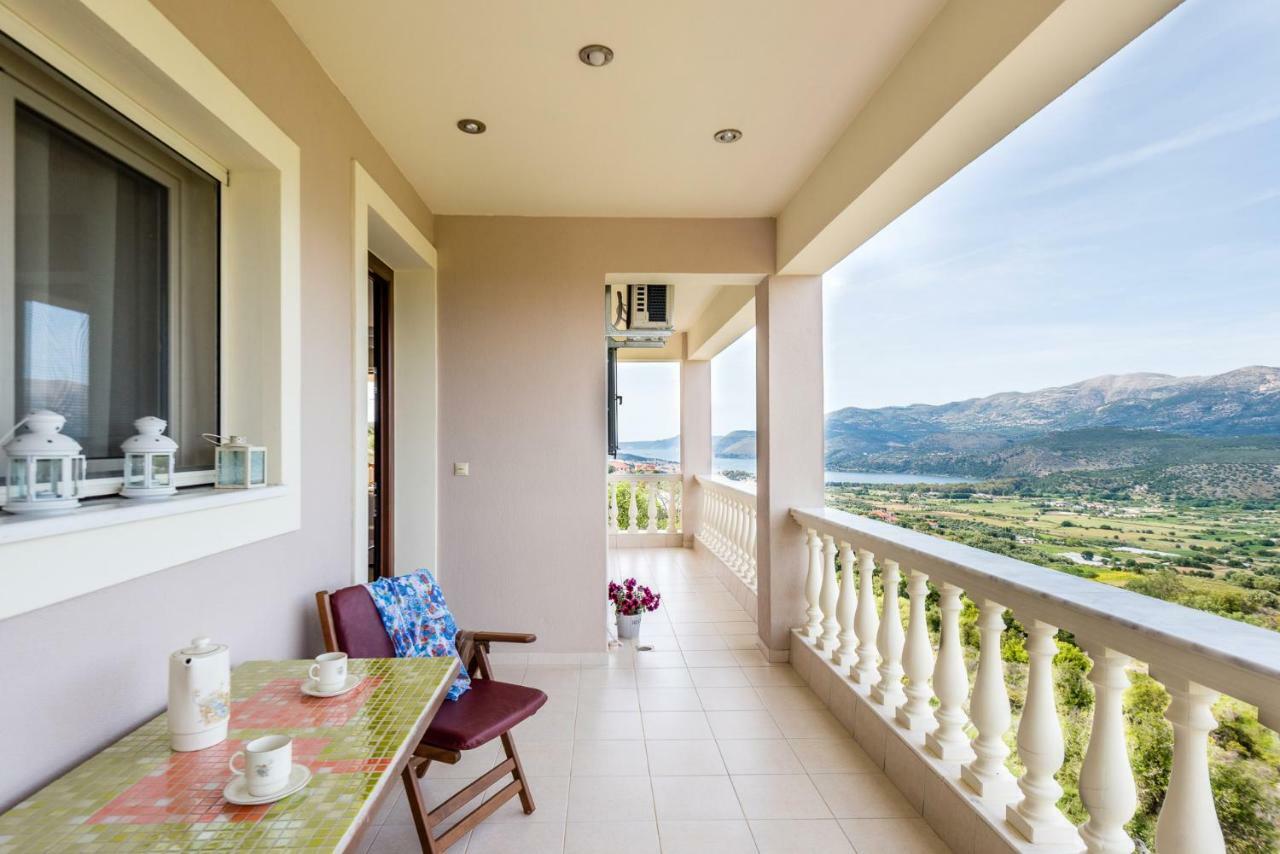 Adelinas' Apartment Αργοστόλι Εξωτερικό φωτογραφία