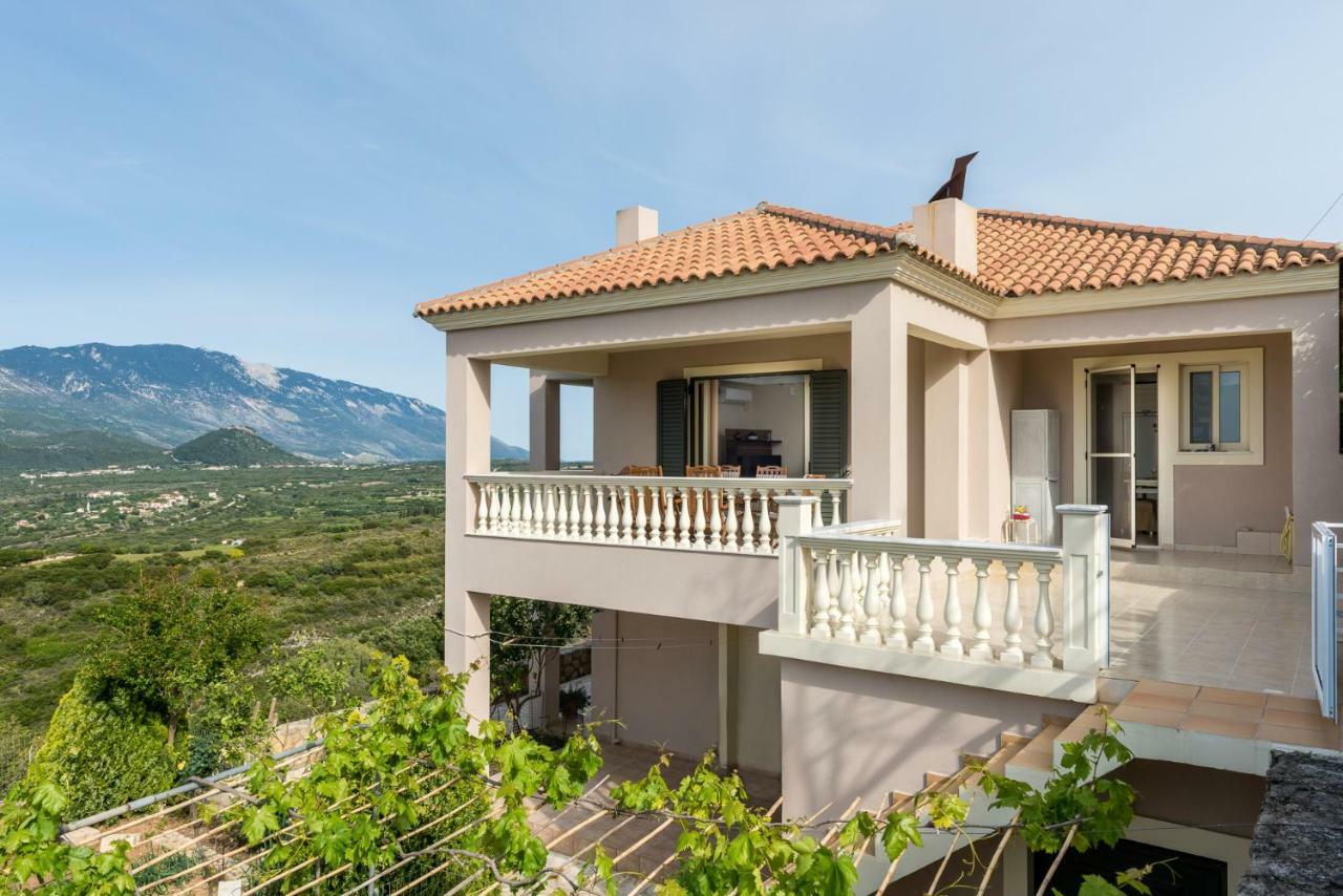Adelinas' Apartment Αργοστόλι Εξωτερικό φωτογραφία