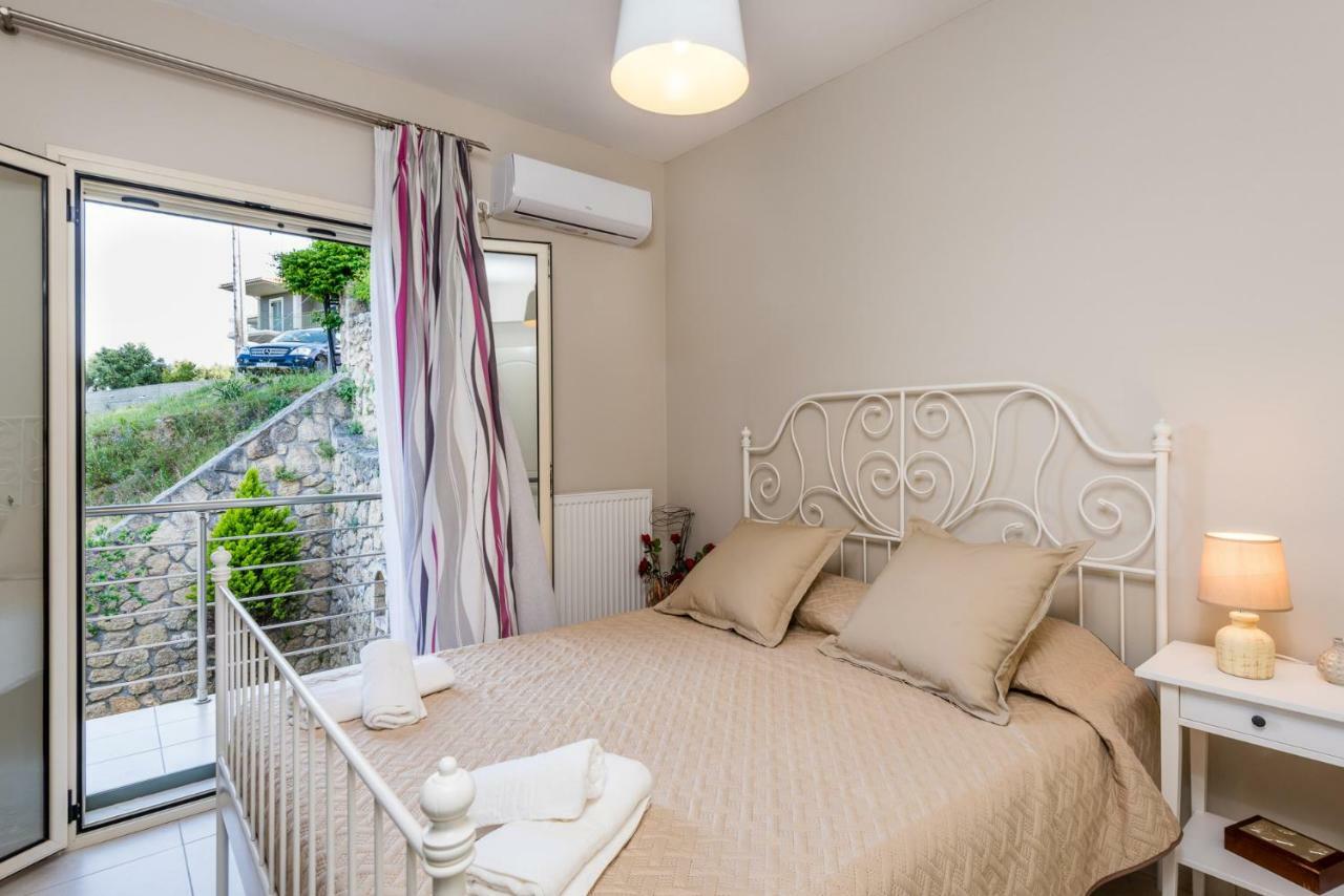 Adelinas' Apartment Αργοστόλι Εξωτερικό φωτογραφία